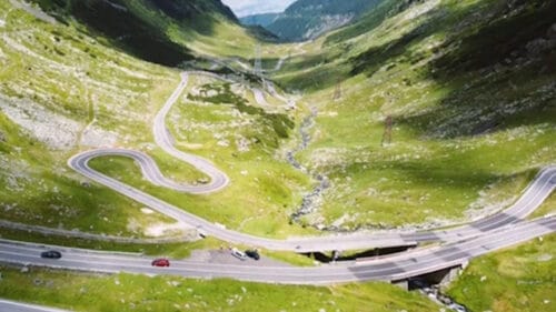 S-a redeschis circulaţia rutieră pe Transalpina şi Transfăgărăşan S-a redeschis circulaţia rutieră pe Transalpina şi Transfăgărăşan