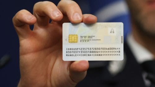 Instituțiile din România nu pot citi noile buletine, pentru că nu au cumpărat aparate specifice Instituțiile din România nu pot citi noile buletine, pentru că nu au cumpărat aparate specifice