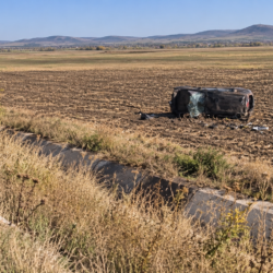 Șapte răniți după ce o mașină s-a răsturnat în județul Buzău