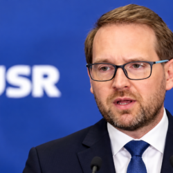 Dominic Fritz cere USR să respingă Guvernul Luca Niculescu. Acuzații dure la adresa PSD și apel la alegeri anticipate