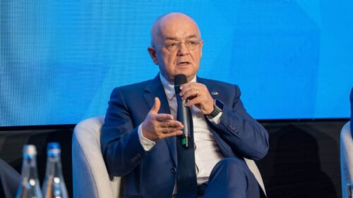 Emil Boc cere reguli pentru muncitorii străini: „Începe să devină o problemă”